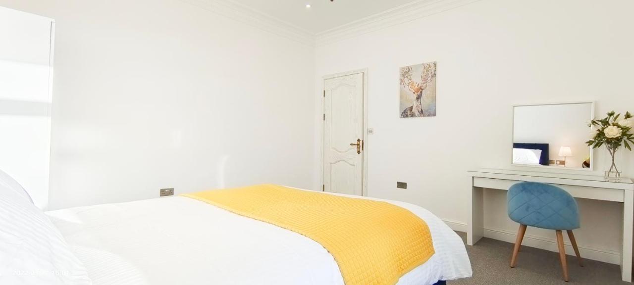 Marigold Villa Harrow Esterno foto