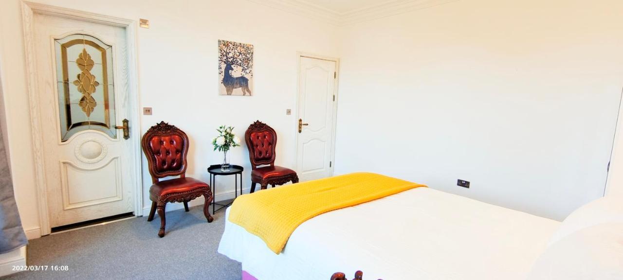 Marigold Villa Harrow Esterno foto