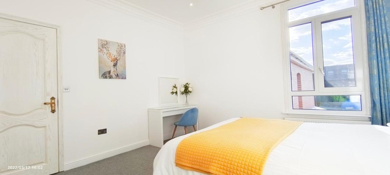 Marigold Villa Harrow Esterno foto